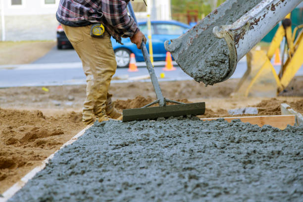 Best Custom Concrete Contractor  in Centreville, VA